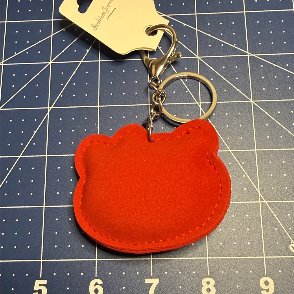 Hello Kitty Rhinestone Keychain/purse charm - Picture 2 of 3